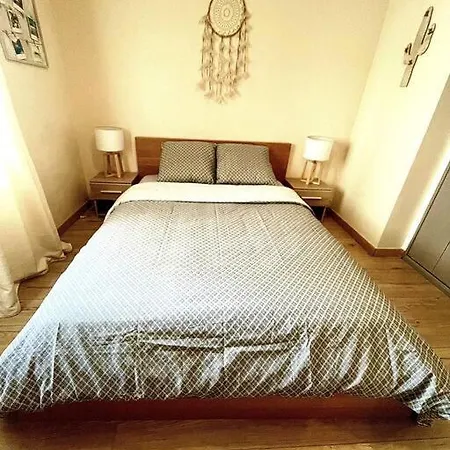 Jolie Maison De - 4 Personnes - Wifi - Tv *