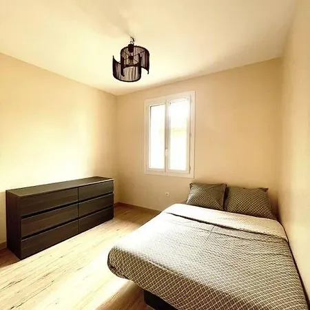 Appartement Jolie Maison De - 4 Personnes - Wifi - Tv